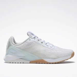 Like new only wore inside of the gym like 4 times